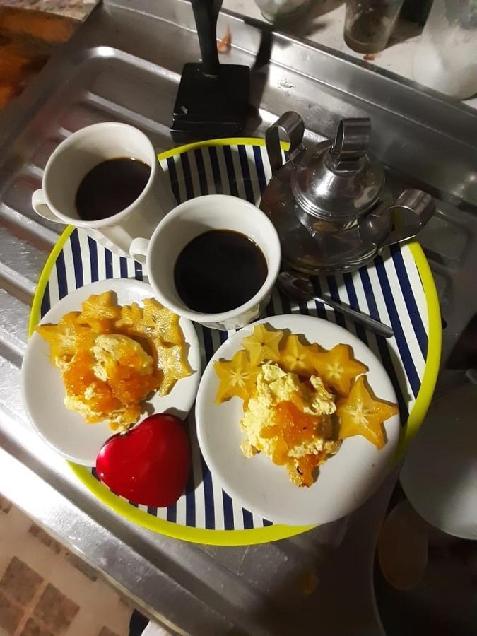 Tarragona Hostal Санта Роса де Кабал Екстериор снимка