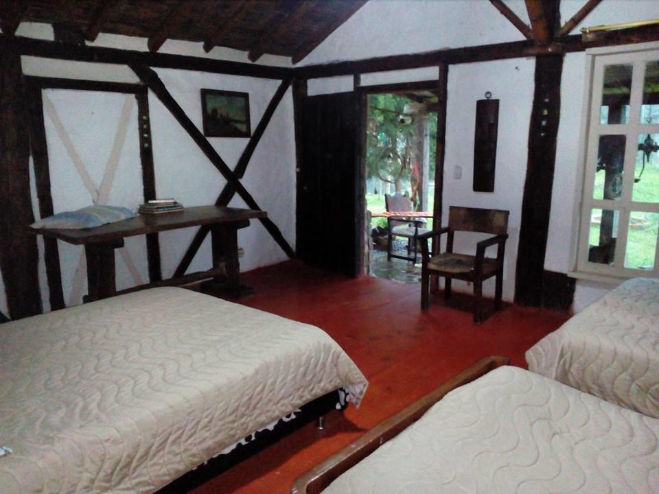 Tarragona Hostal Санта Роса де Кабал Екстериор снимка
